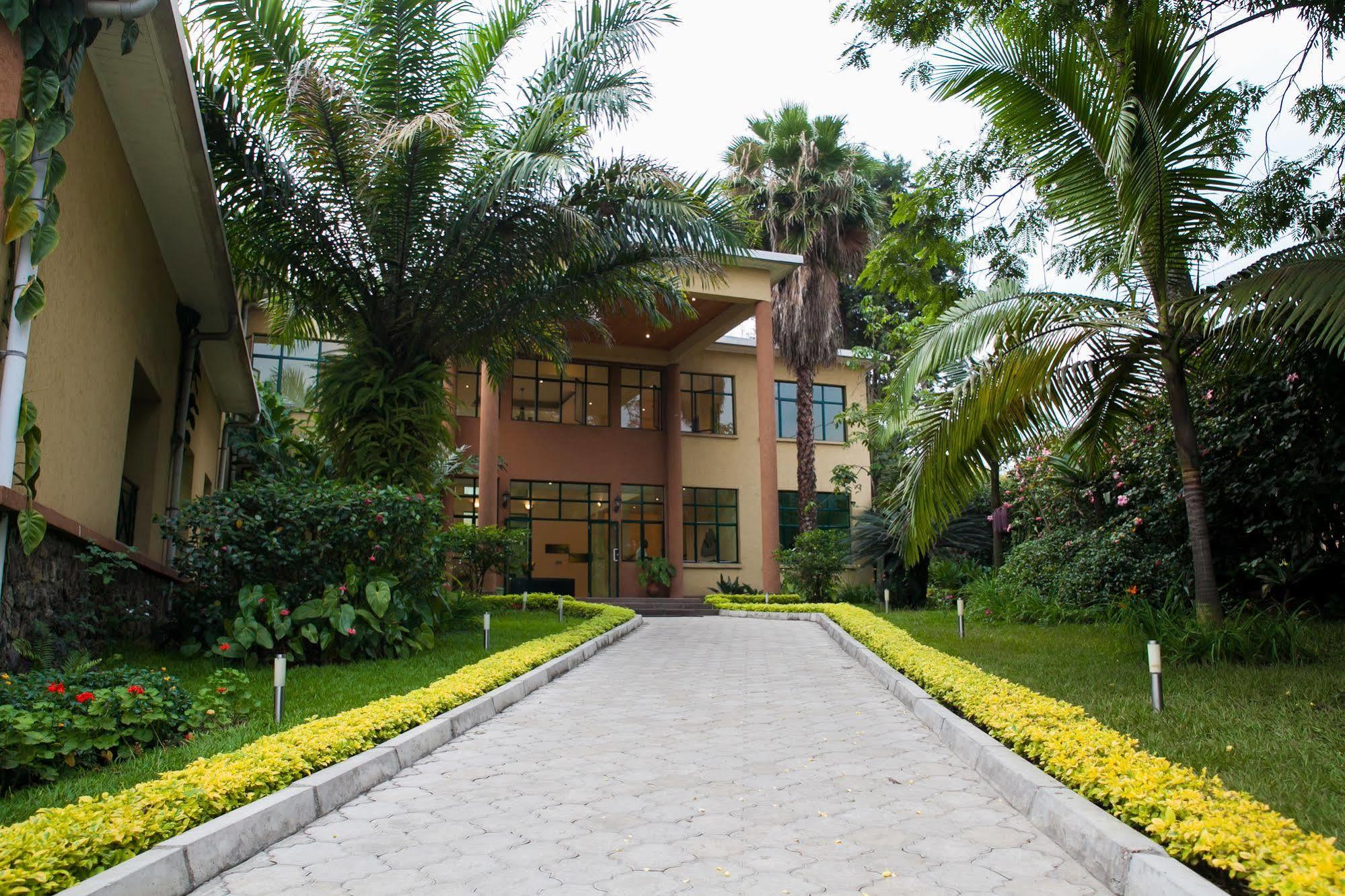 Gorillas Lake Kivu Hotel Гисеньи Экстерьер фото